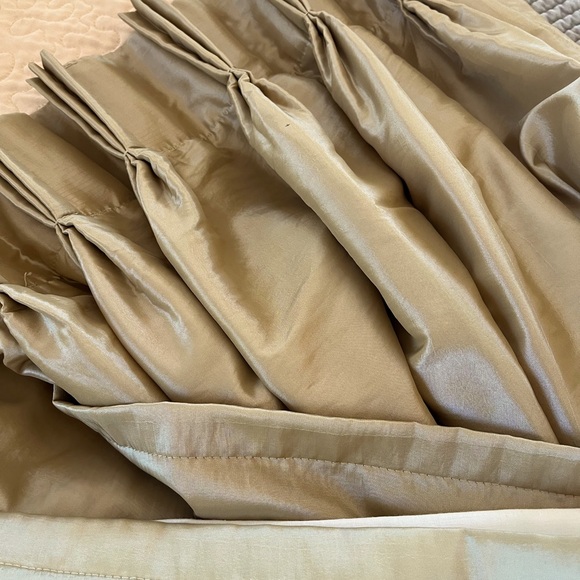 Drapery Panels of Gold Taffeta - Picture 1 of 4
